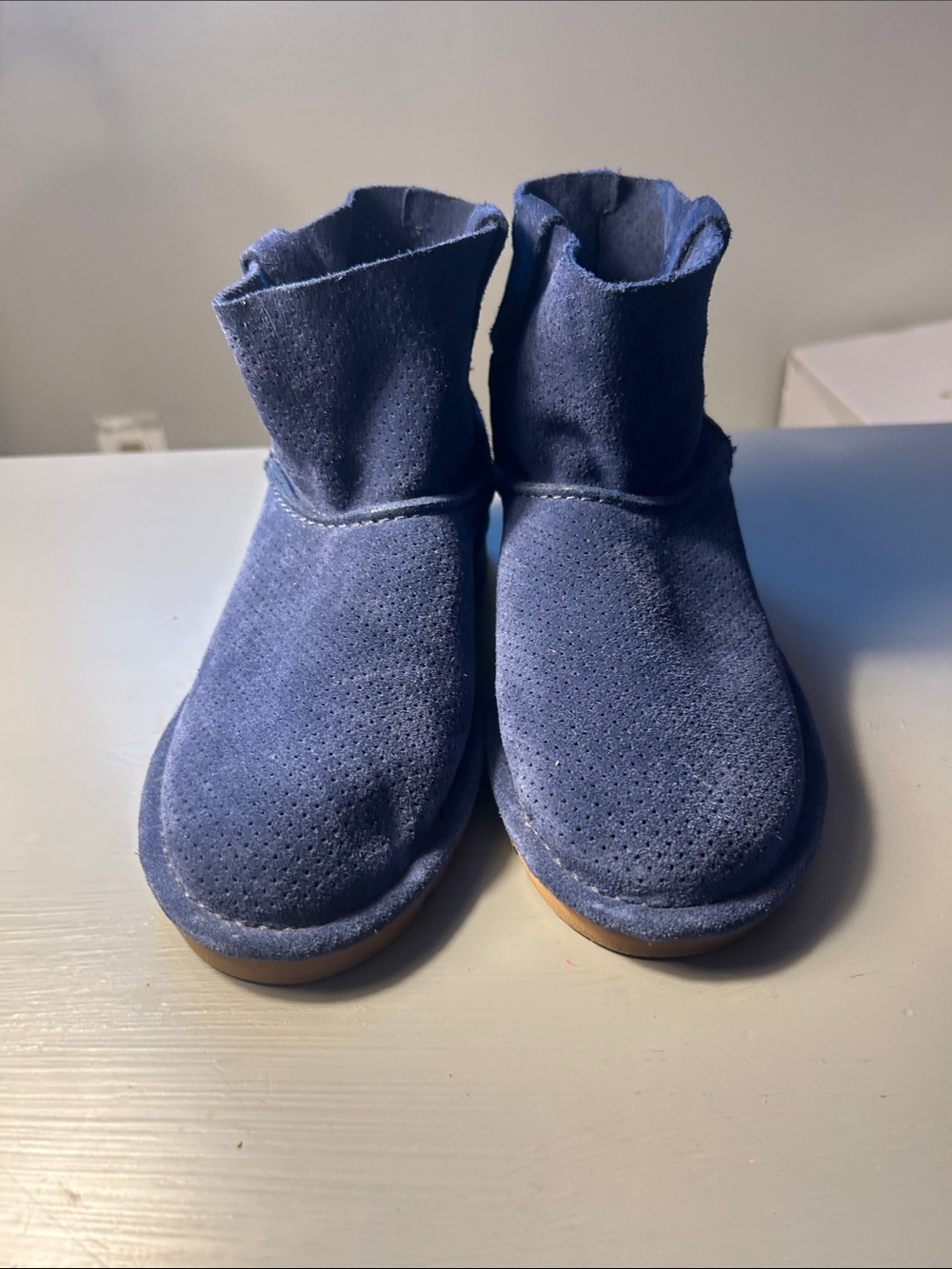 UGG Kids Perforated Suede Ankle Boots in Blue